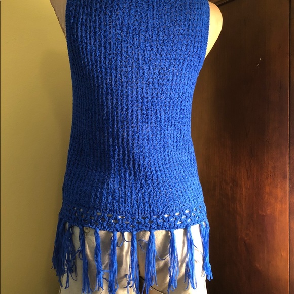 ⬇️$⬇️$ August Silk Knitted Top Size M - Picture 3 of 5